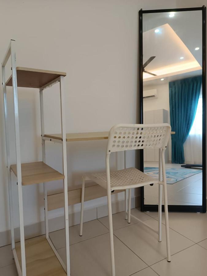 In Homestay Corner Batu Pahat Exterior foto